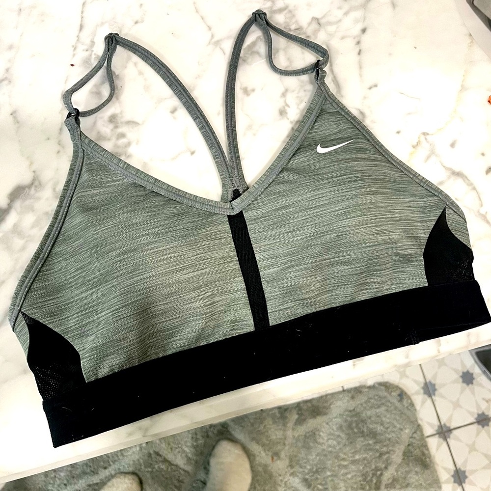 NIKE sports bra